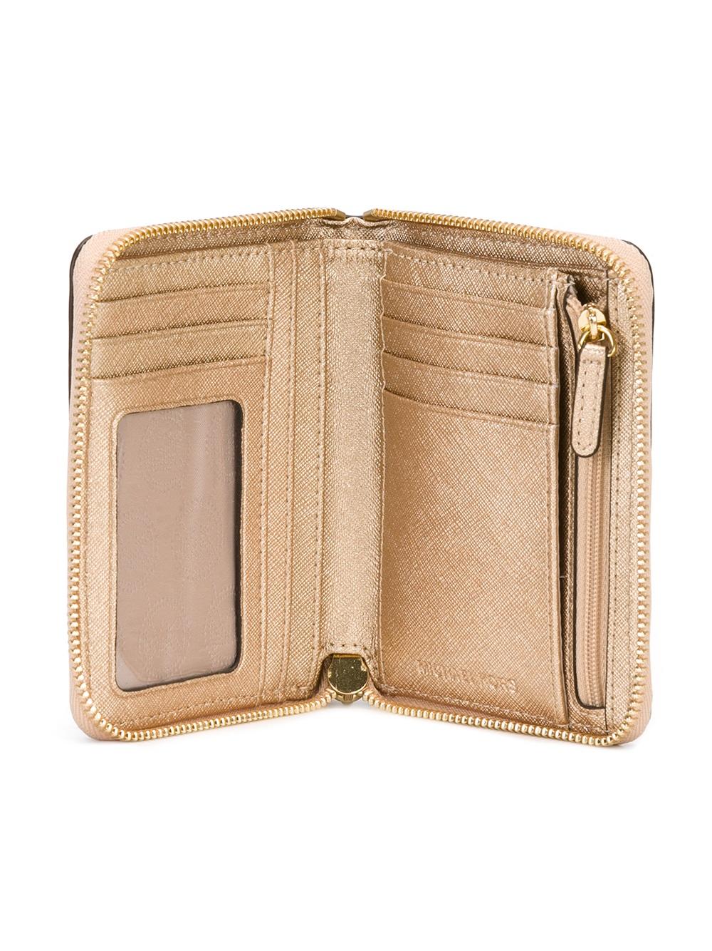 'Jet Set Travel' wallet 
