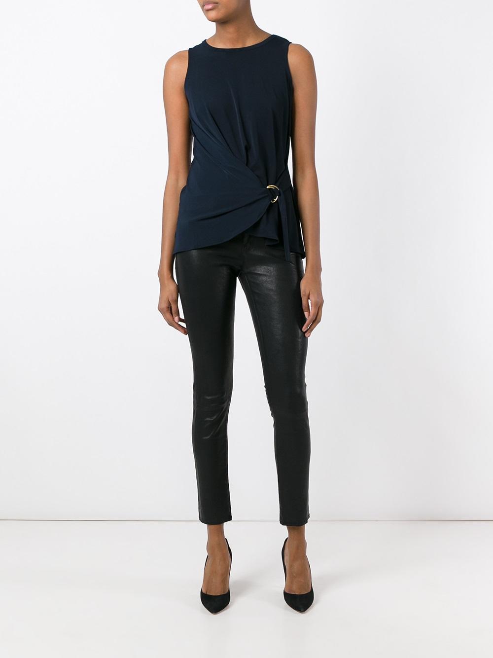 tie knot top