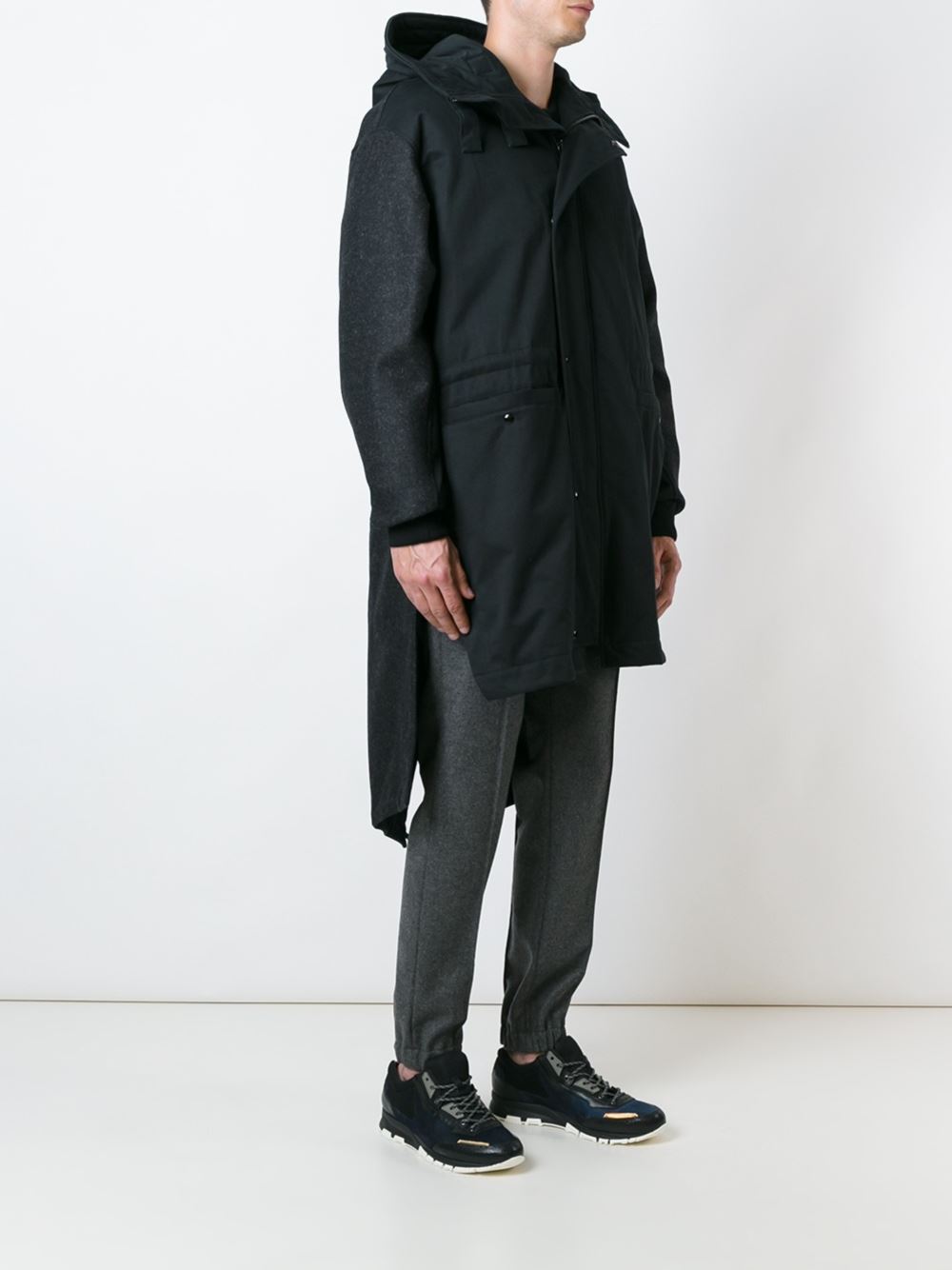 drop tail hem parka