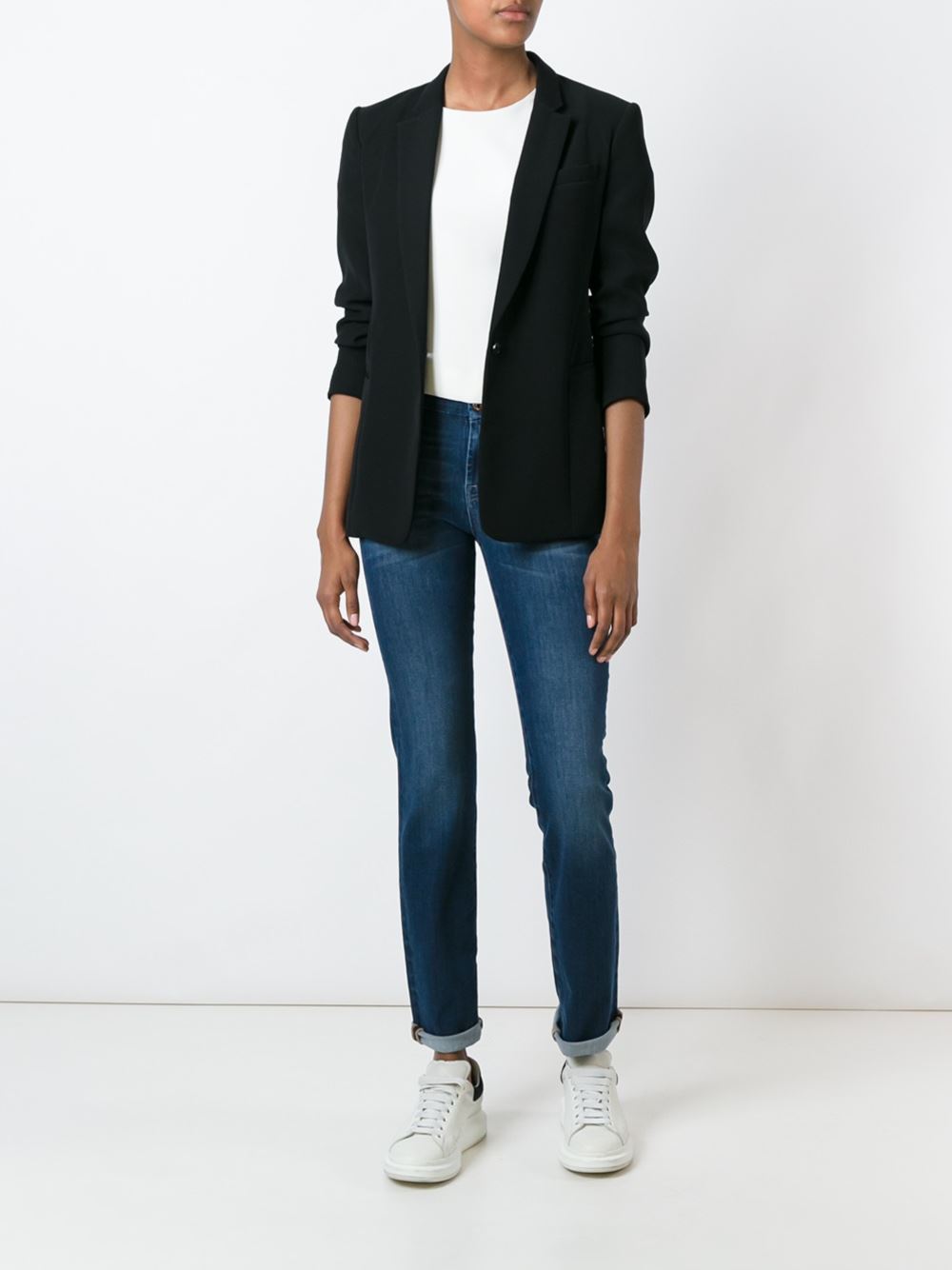 'The Skinny'牛仔裤