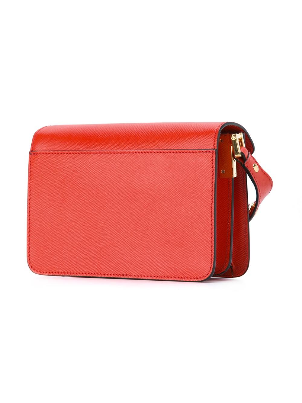 smalll Trunk shoulder bag