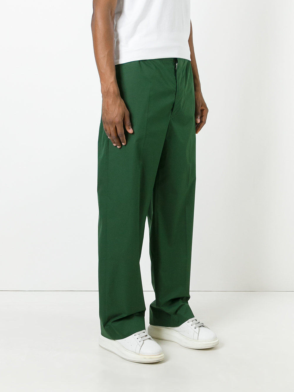 wide leg trousers