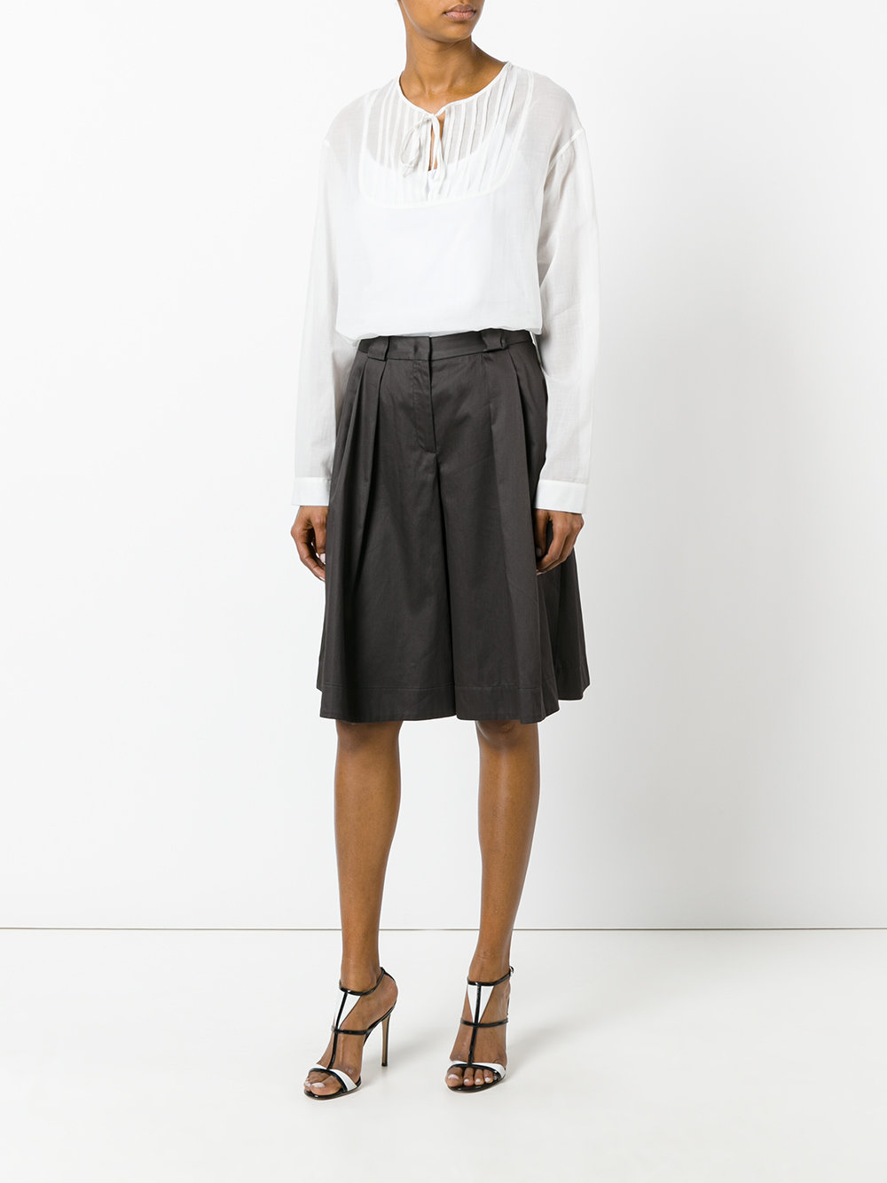 shiny wide leg shorts