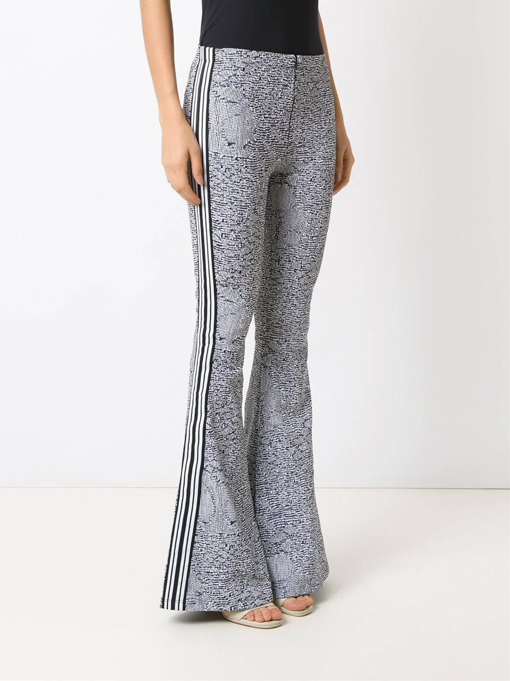 flared trousers