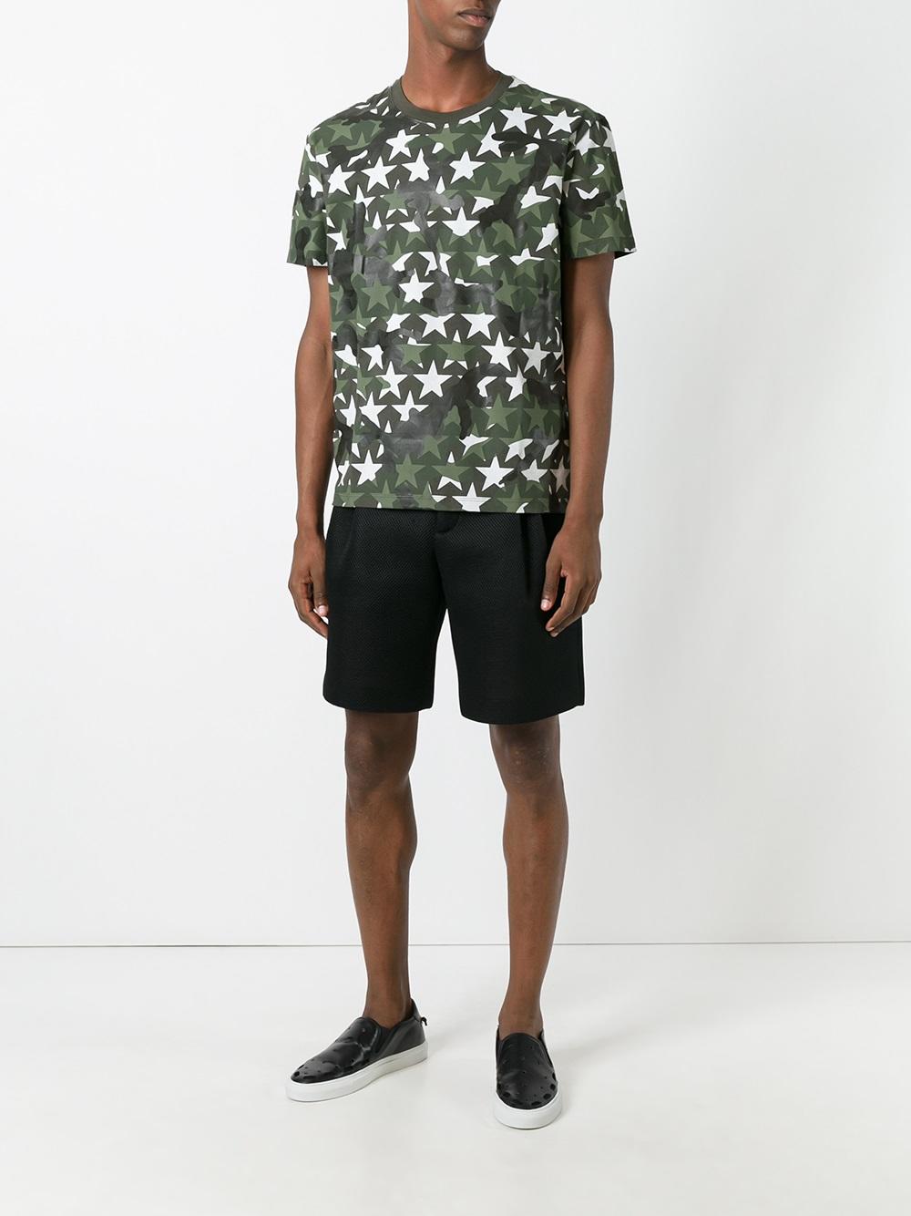 Camustars T-shirt