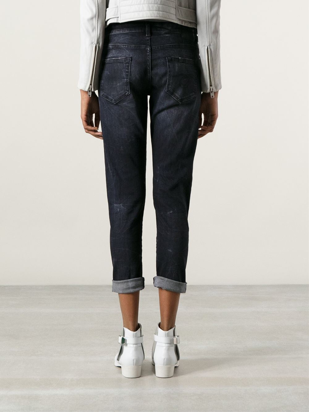 'Boy Skinny'牛仔裤