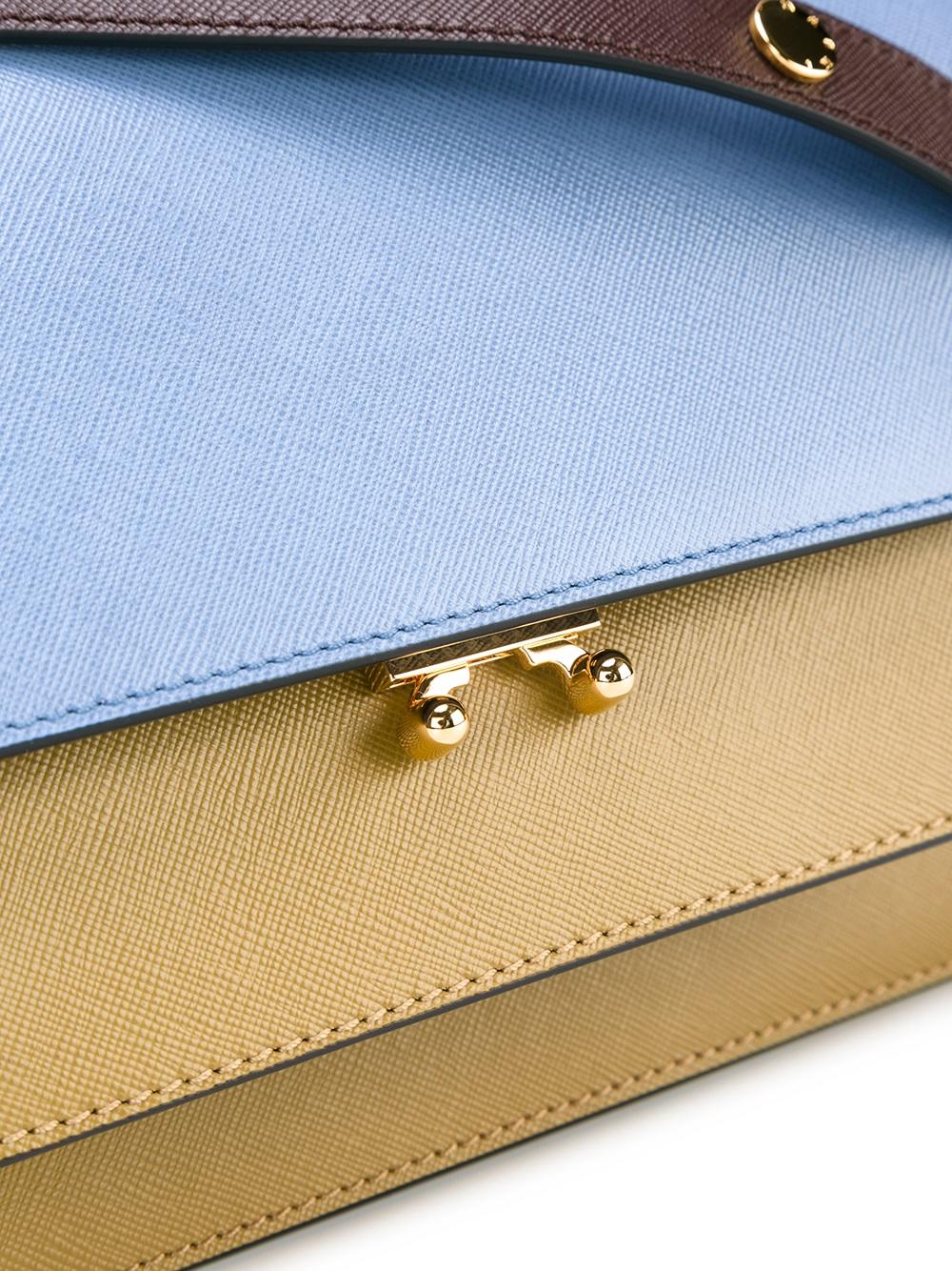 Trunk shoulder bag