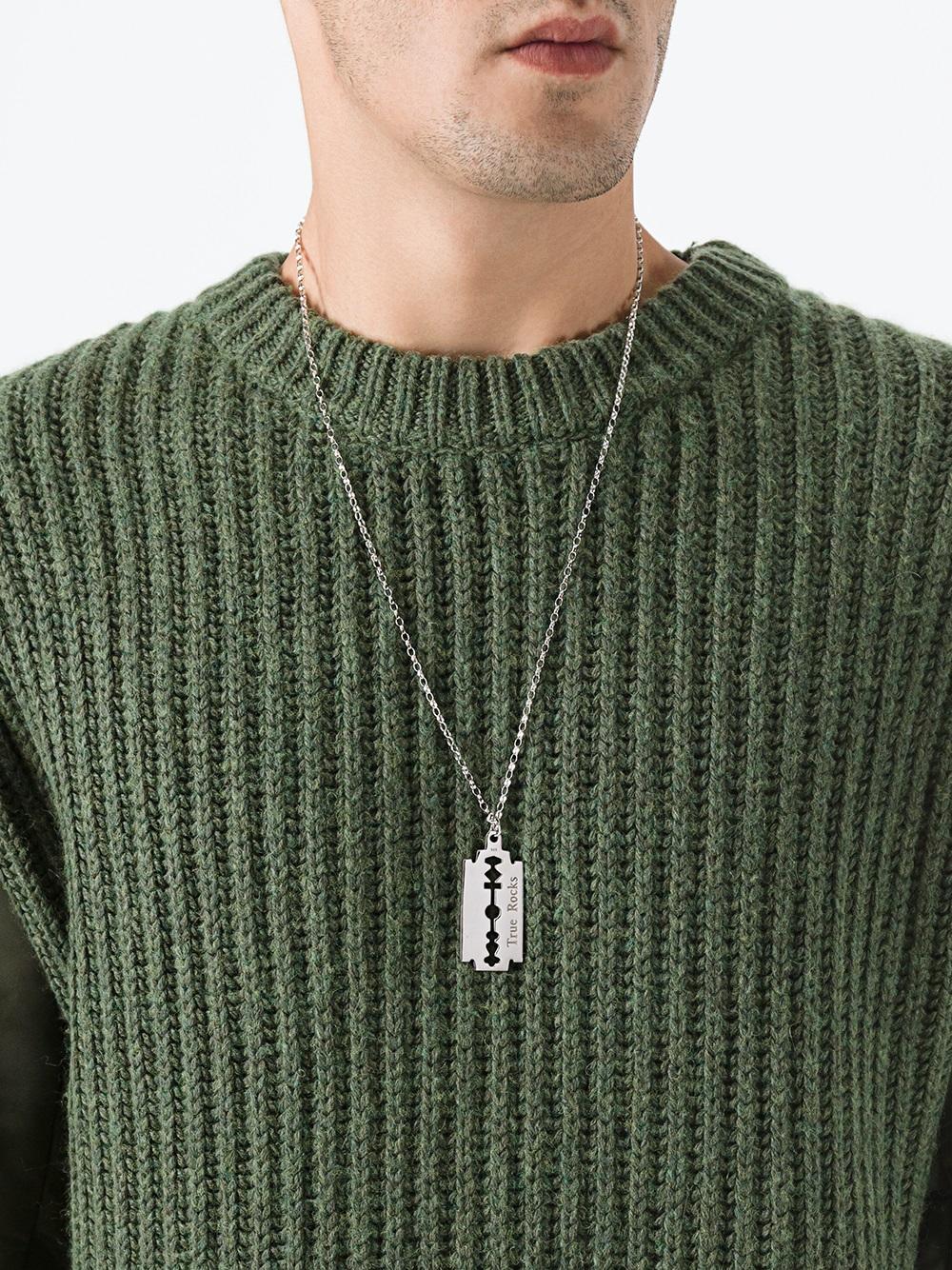 'Giant Razor' necklace