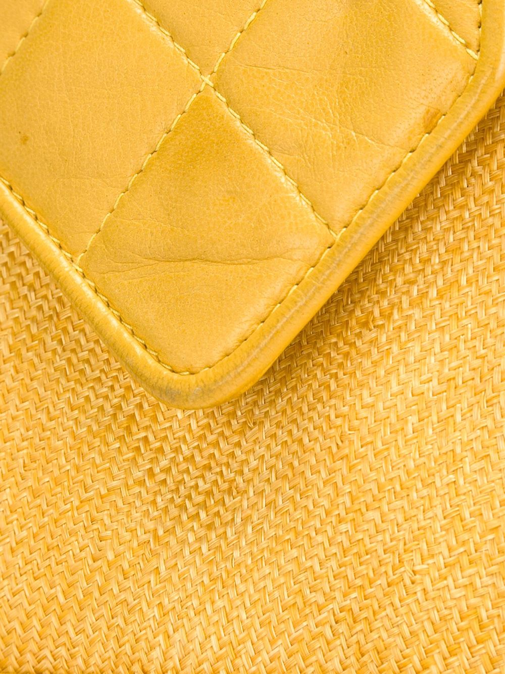 bucket shoulder bag