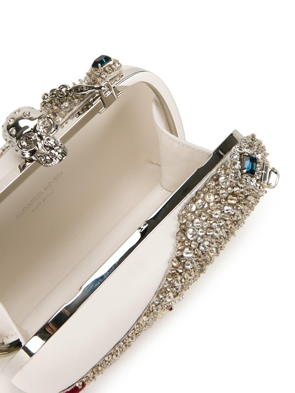 'Skull' box clutch