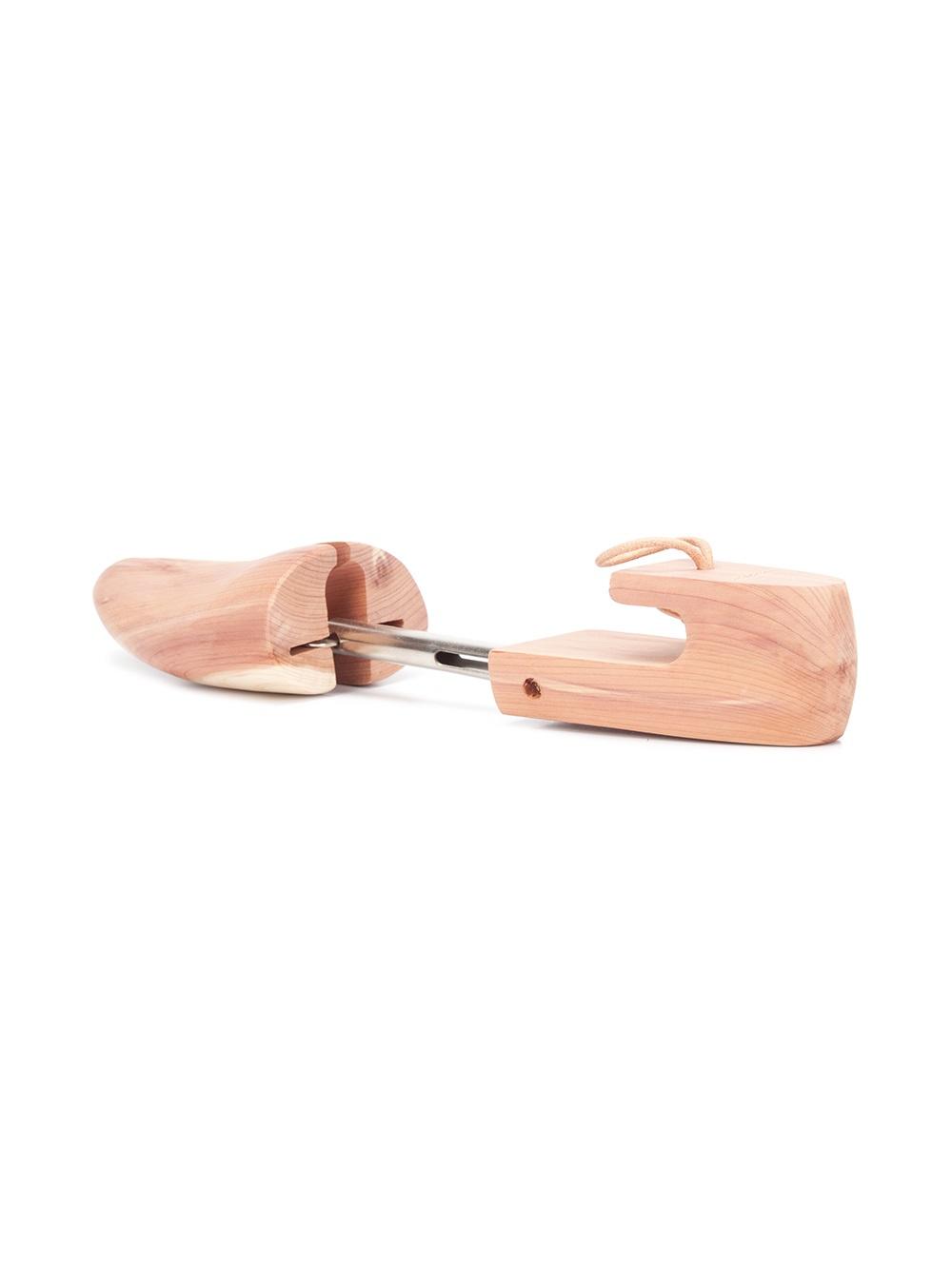 'Red Cedar' shoe trees