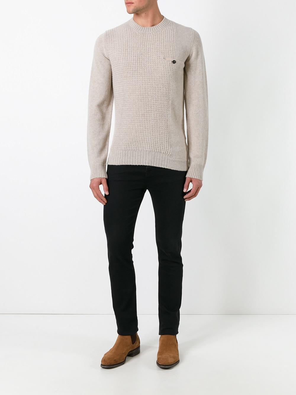 round neck jumper