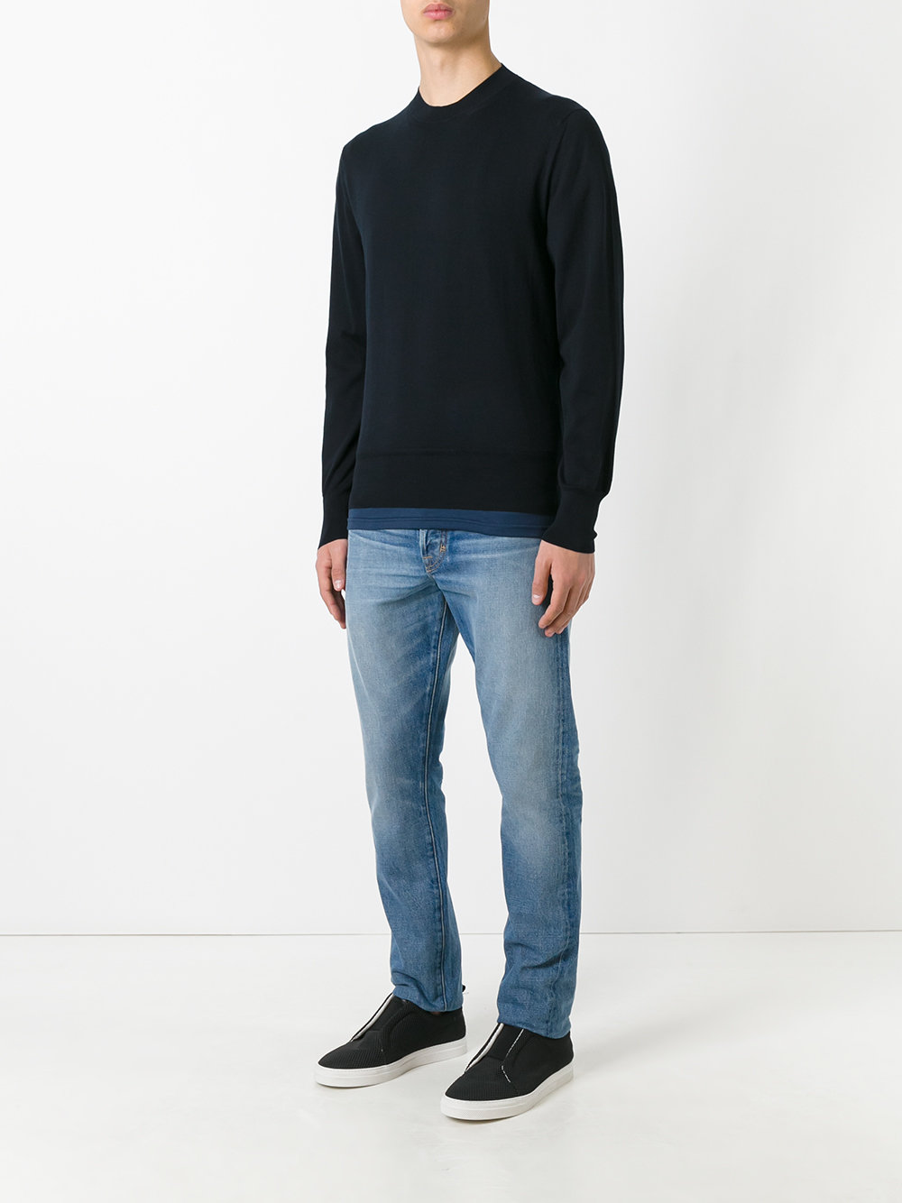 round neck jumper