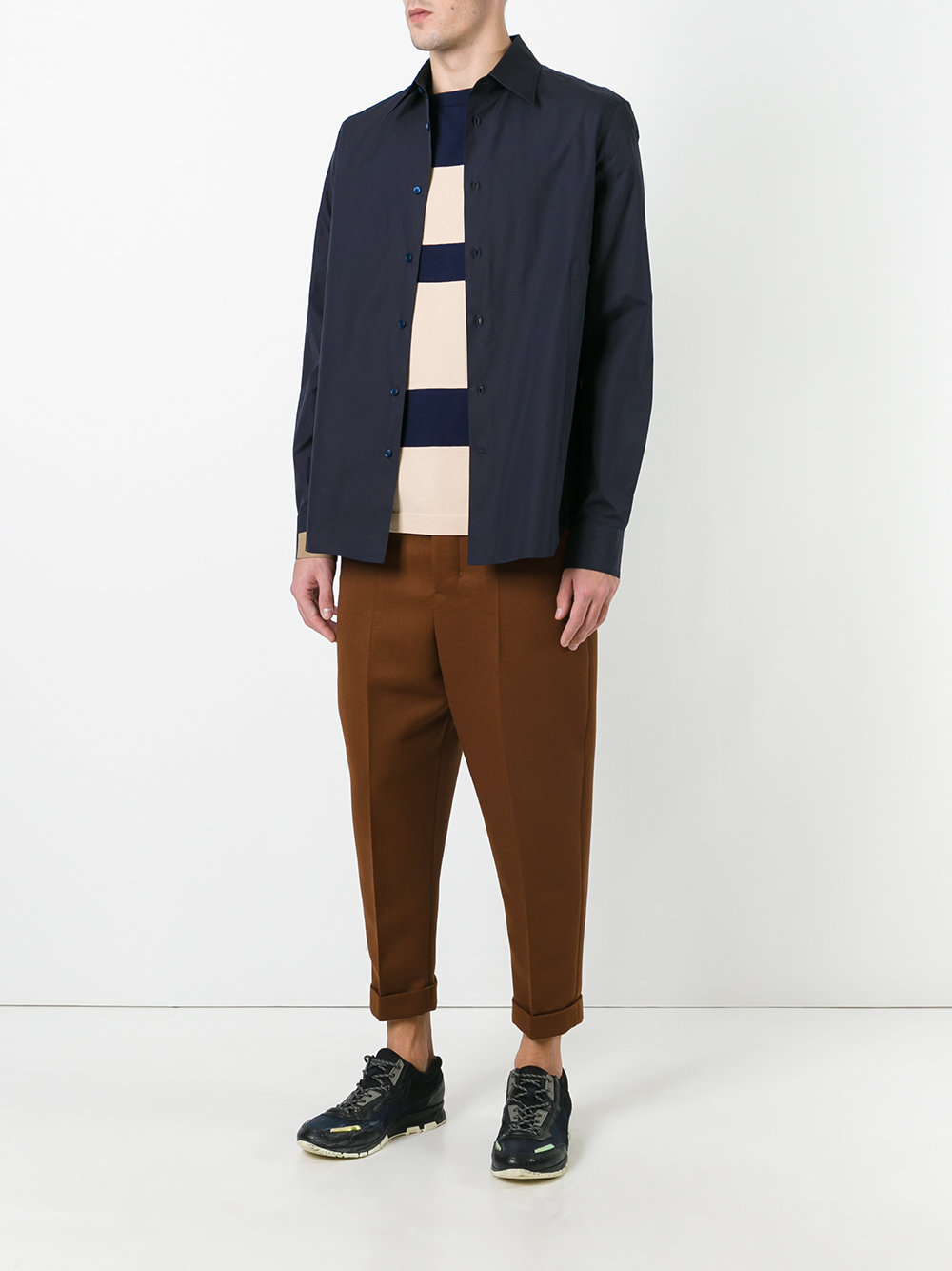 contrast tab shirt