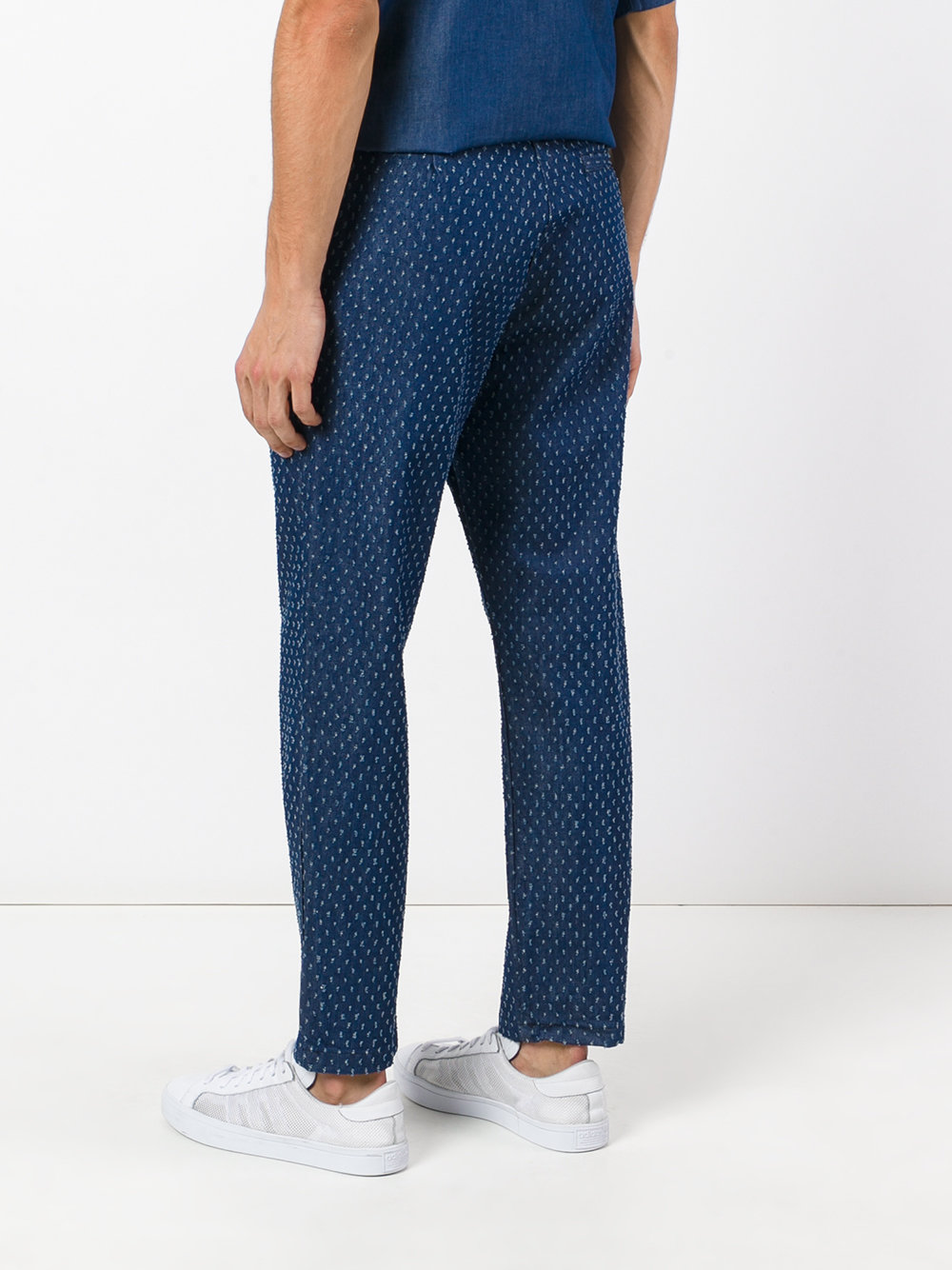 spot pull thread trousers