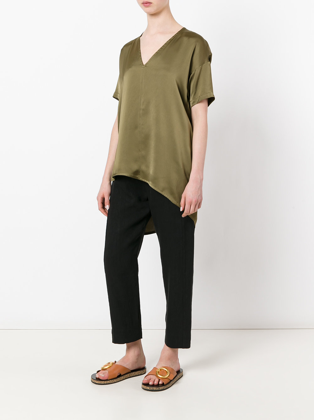 elongated back T-shirt