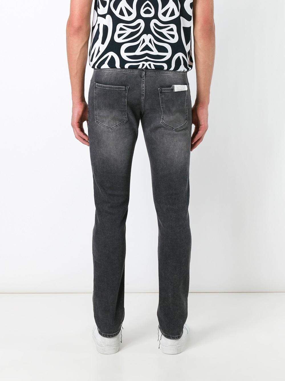 slim fit jeans