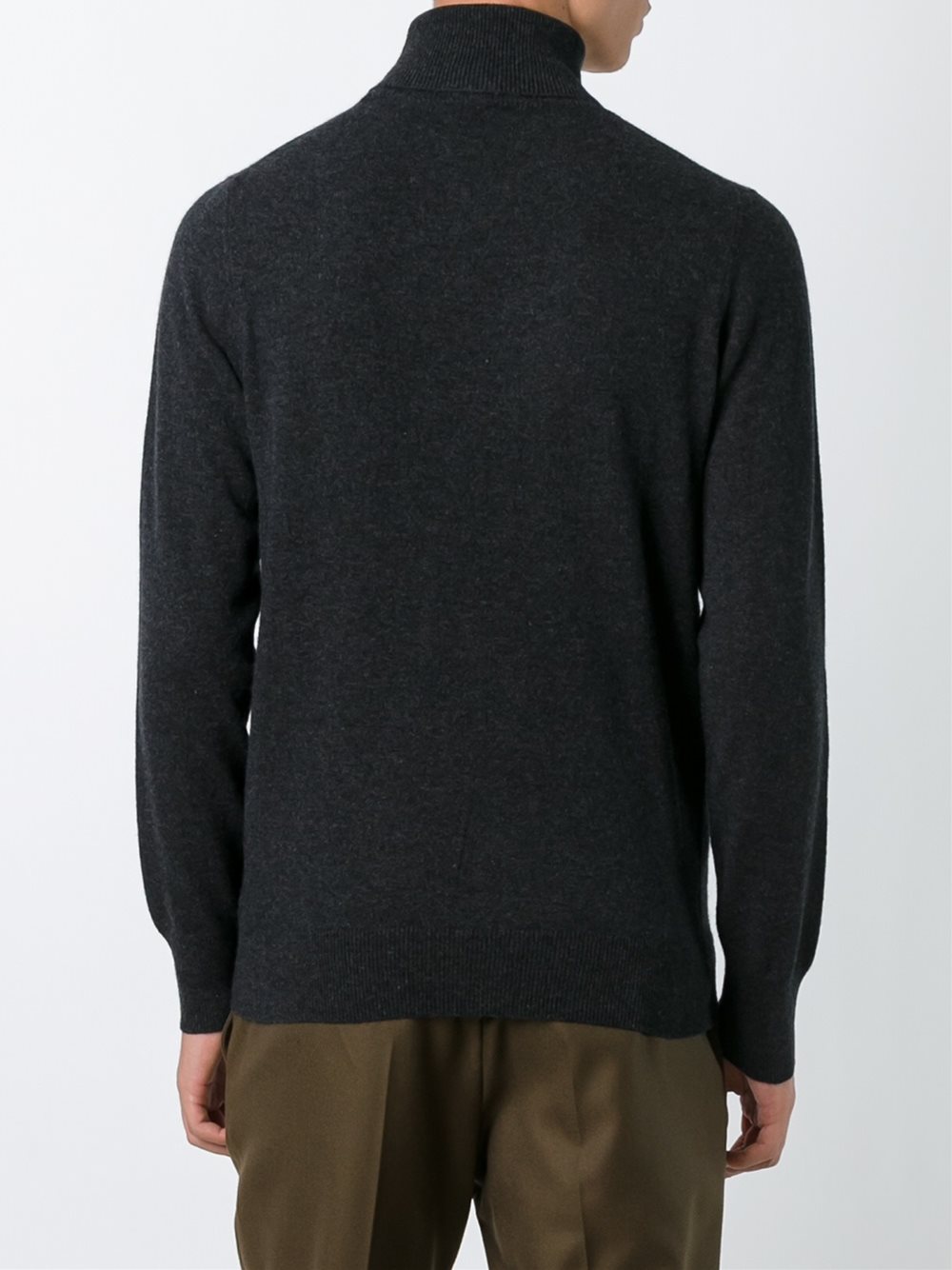 roll-neck jumper 