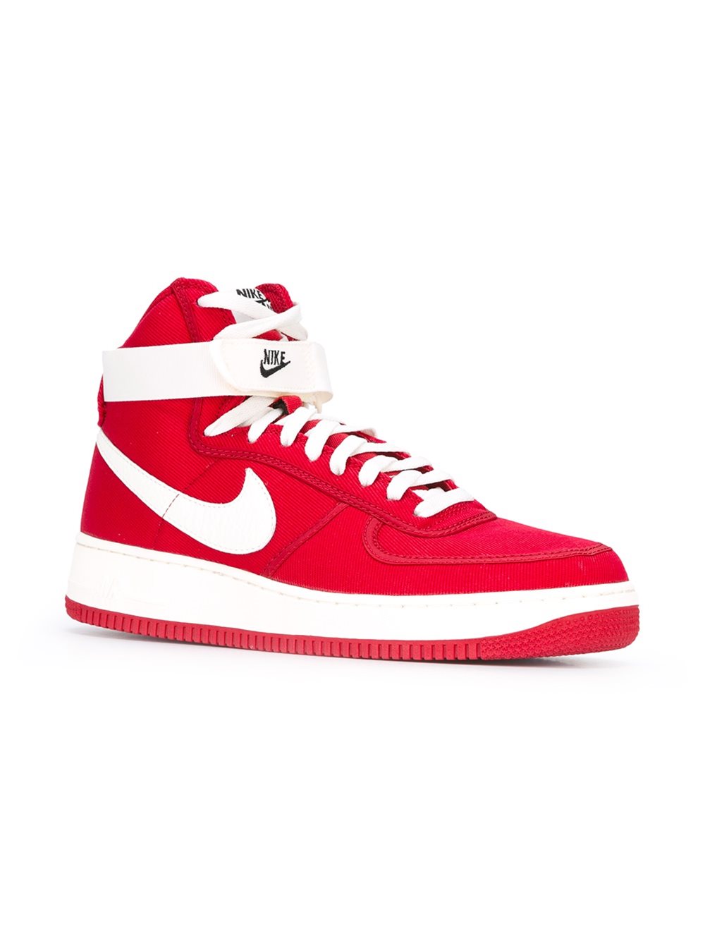 'Air Force 1 High'运动鞋