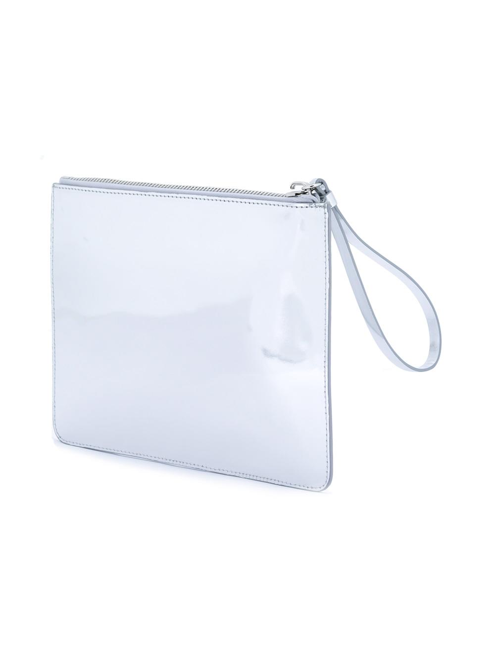 metallic clutch