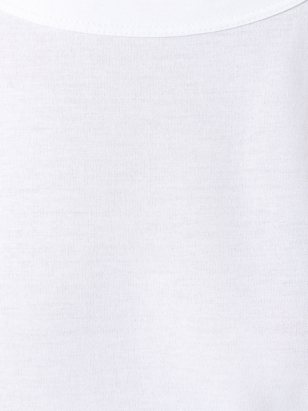 three-quarters sleeve T-shirt