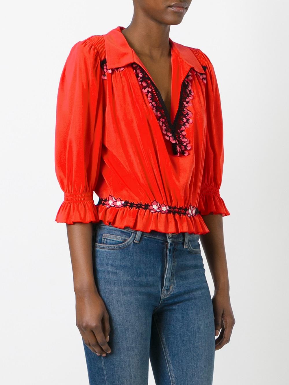 three-quarter sleeve blouse 