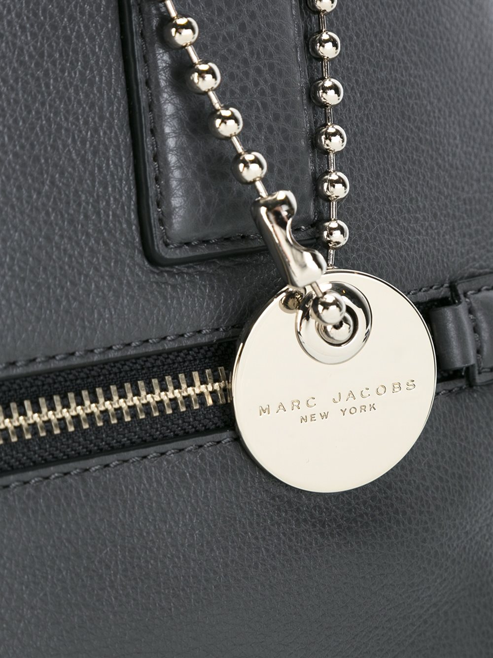 'Recruit' E/W tote