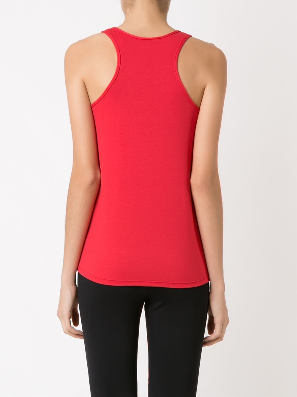 scoop neck tank top