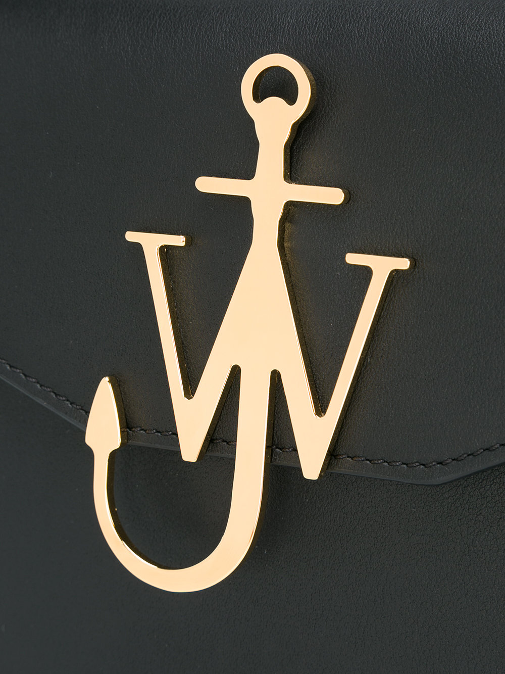 'w' plaque shoulder bag