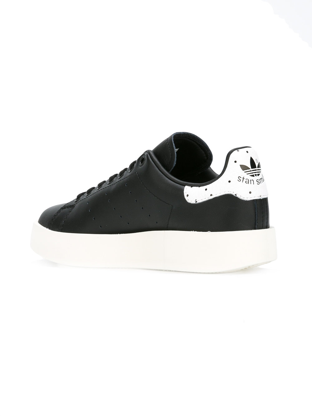 lace up trainers 