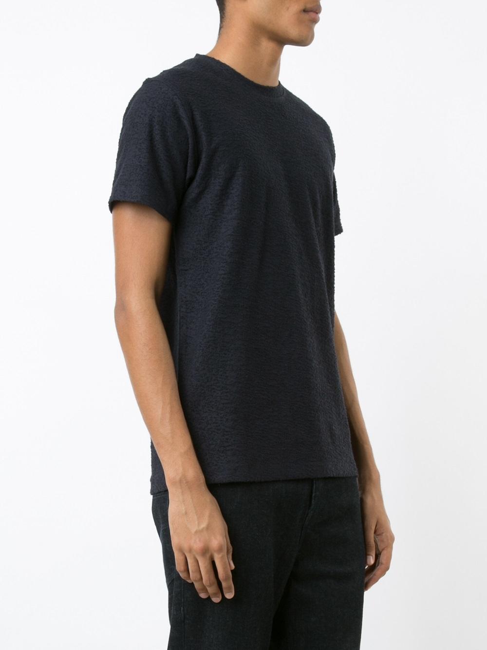 plain T-shirt 
