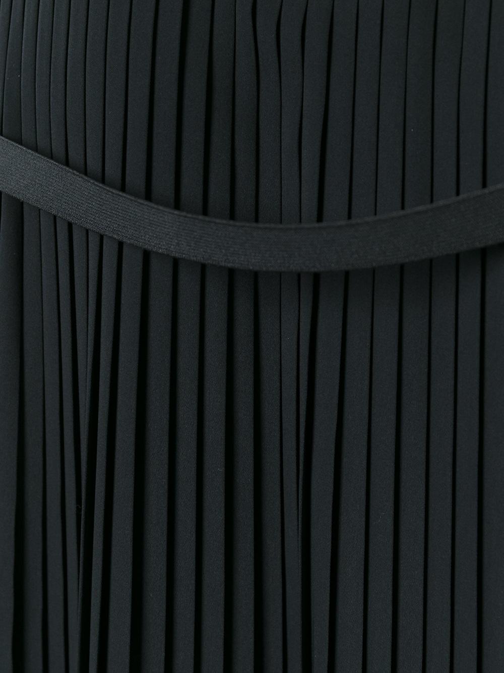 pleated back sleeveless dress