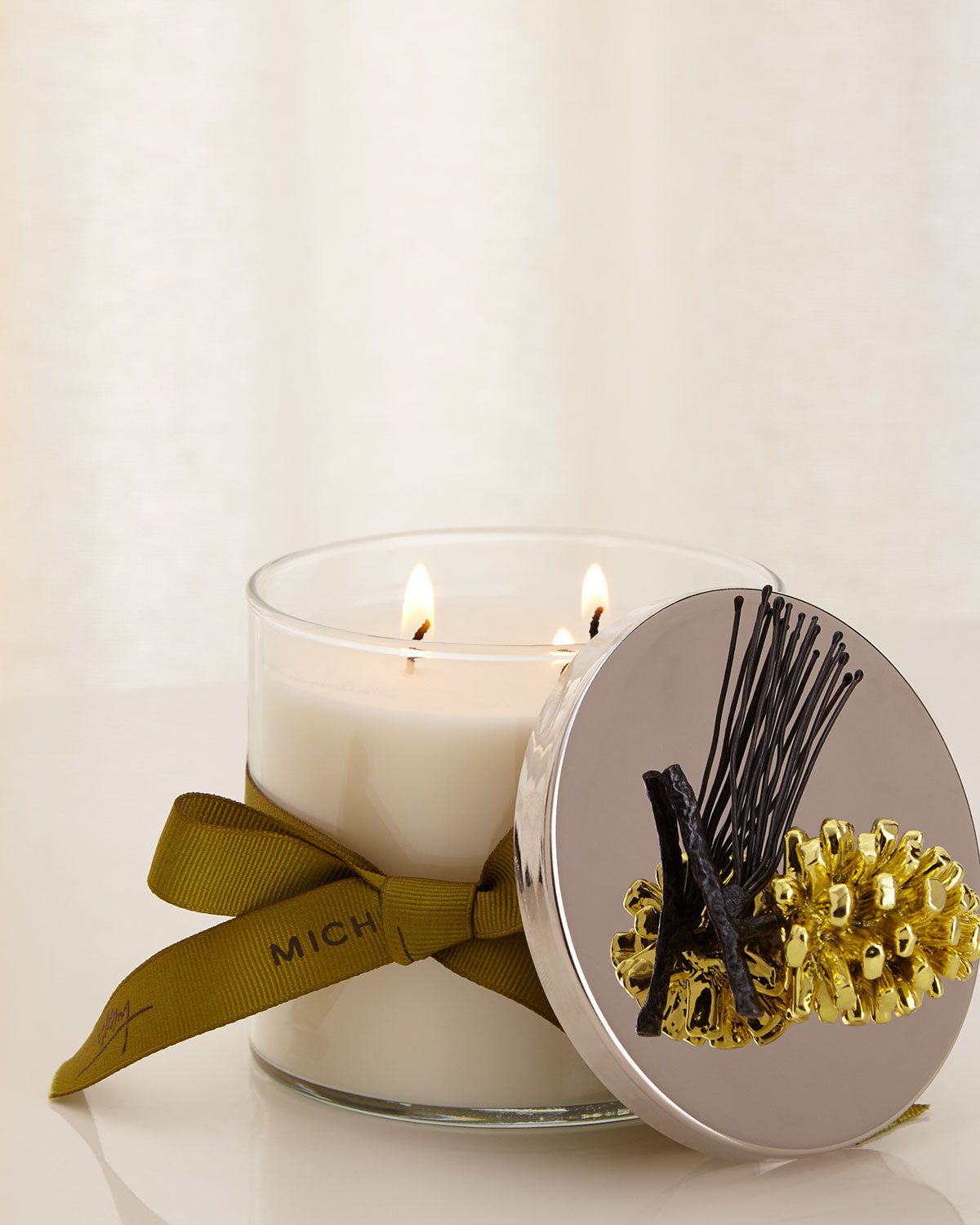 Pine Cone Candle