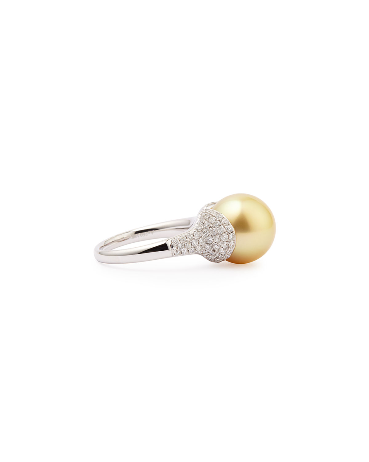 18k Golden South Sea Pearl and Diamond Ring