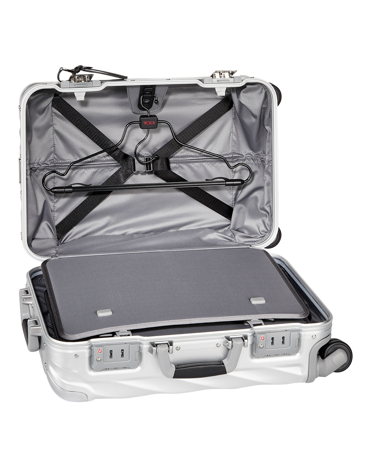 19 Degree Aluminum International Carry-On