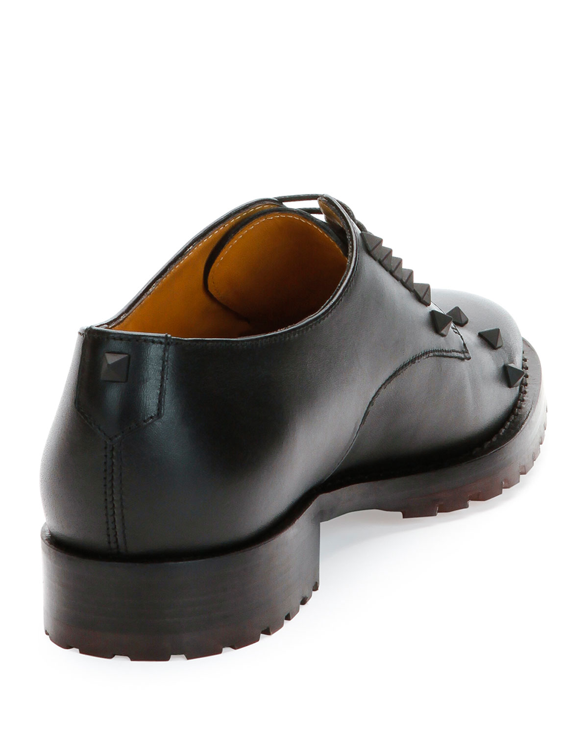 Rockstud Wing-Tip Derby Shoe, Black