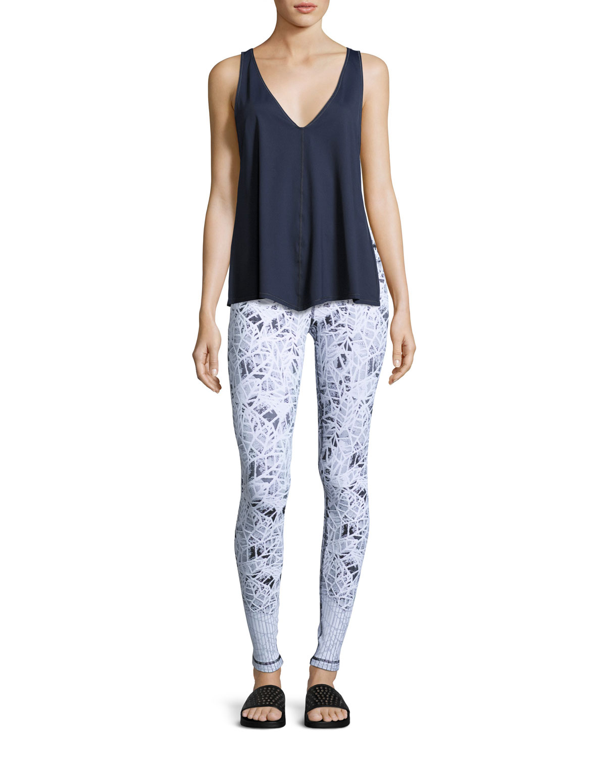 Leaf Jacquard Athletic Leggings, White