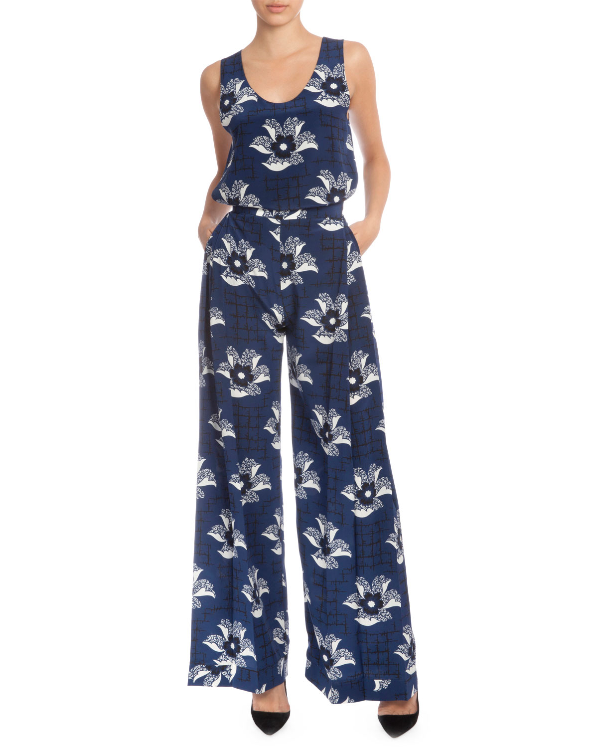 Pleated-Front Wide-Leg Pants, Navy