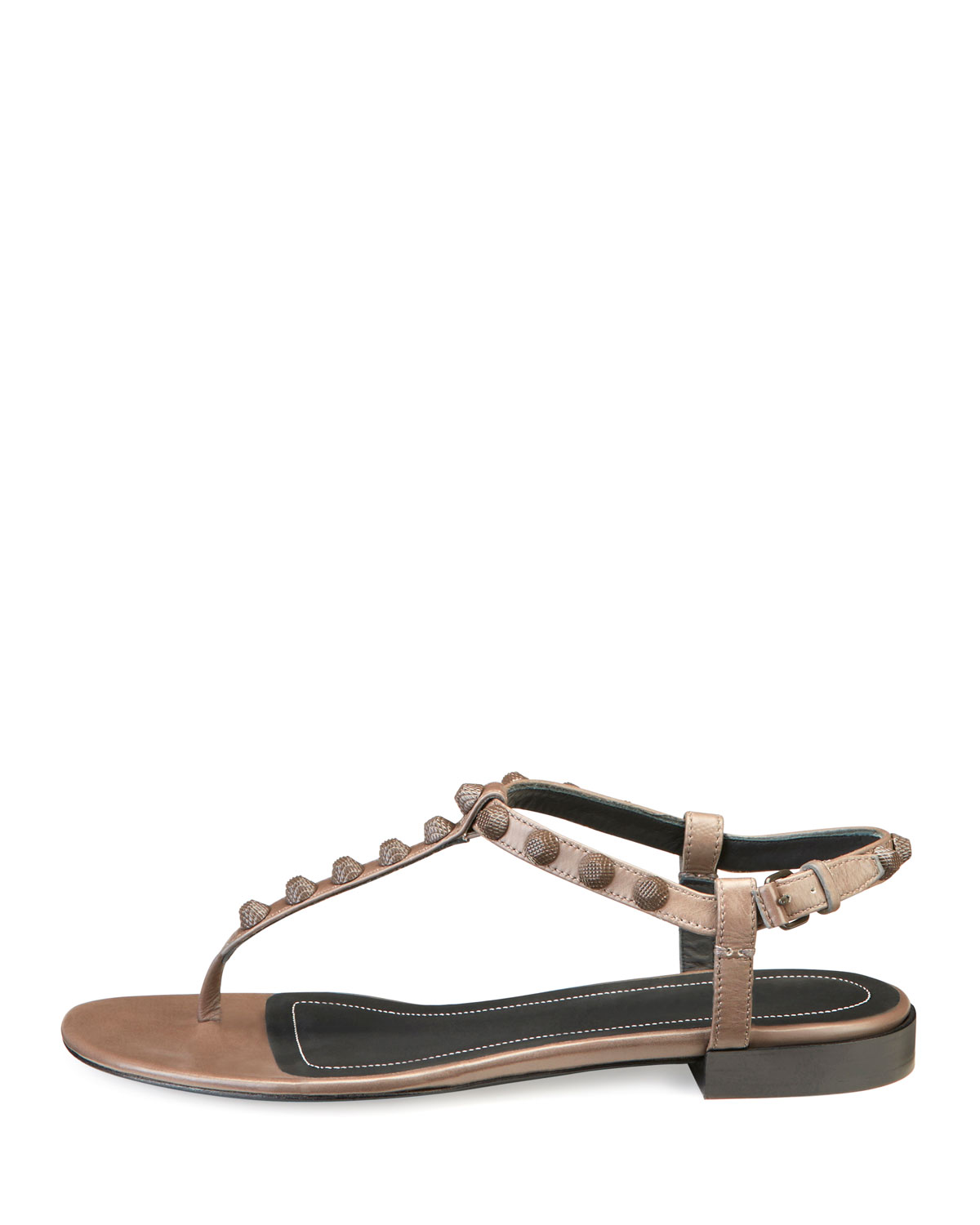 Studded Leather Flat T-Strap Sandal, Gris Asphalte